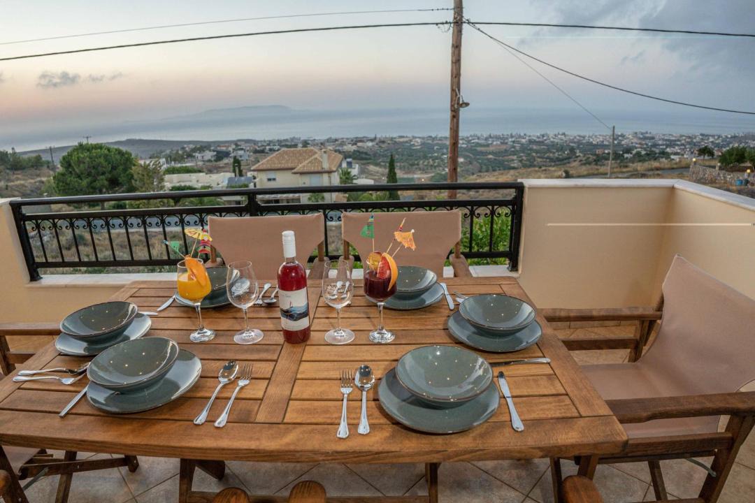 Photo of Patio Balcony in Vathianos Kampos