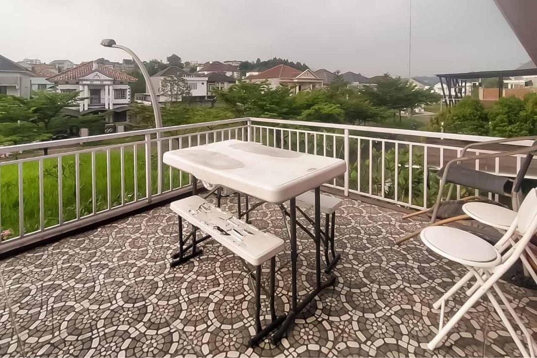 Photo of Patio Balcony in Cijayanti