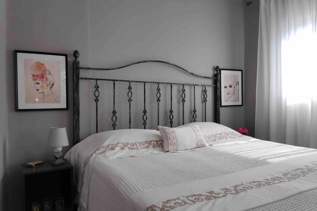 Photo of Bedroom in Neoi Epivates