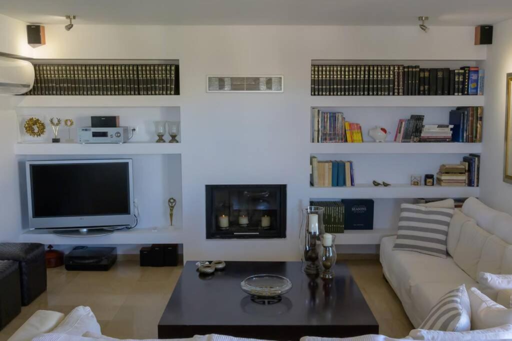Photo of Livingroom in Anavyssos