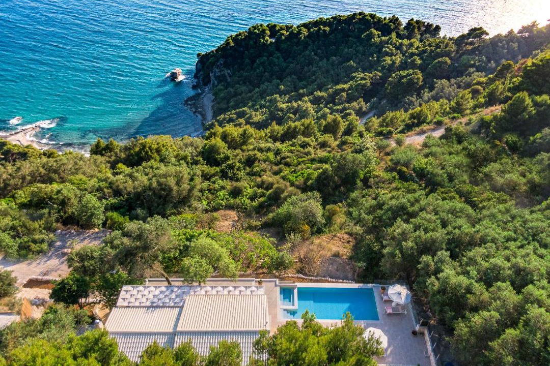 Photo of Others in Sinarades