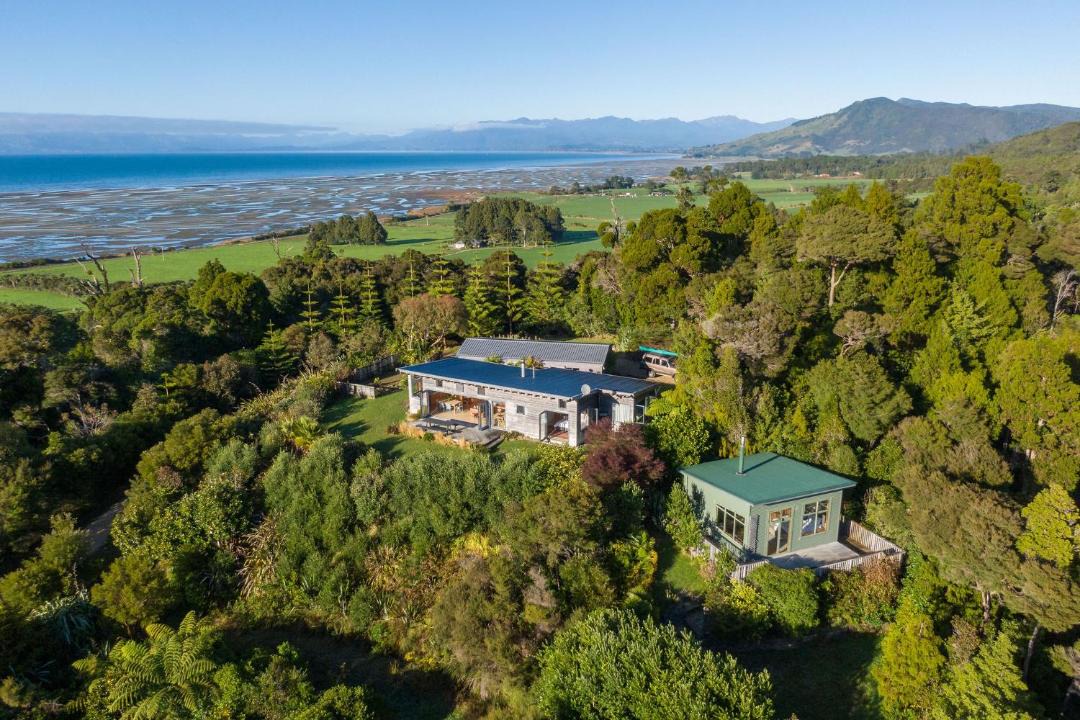 Photo of Others in Pakawau