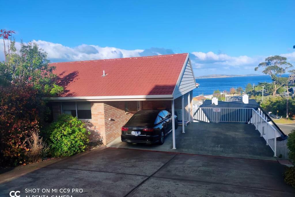 Photo of Others in Sandy Bay