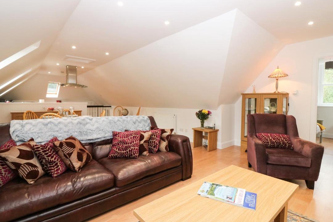 Photo of Livingroom in Old Deer