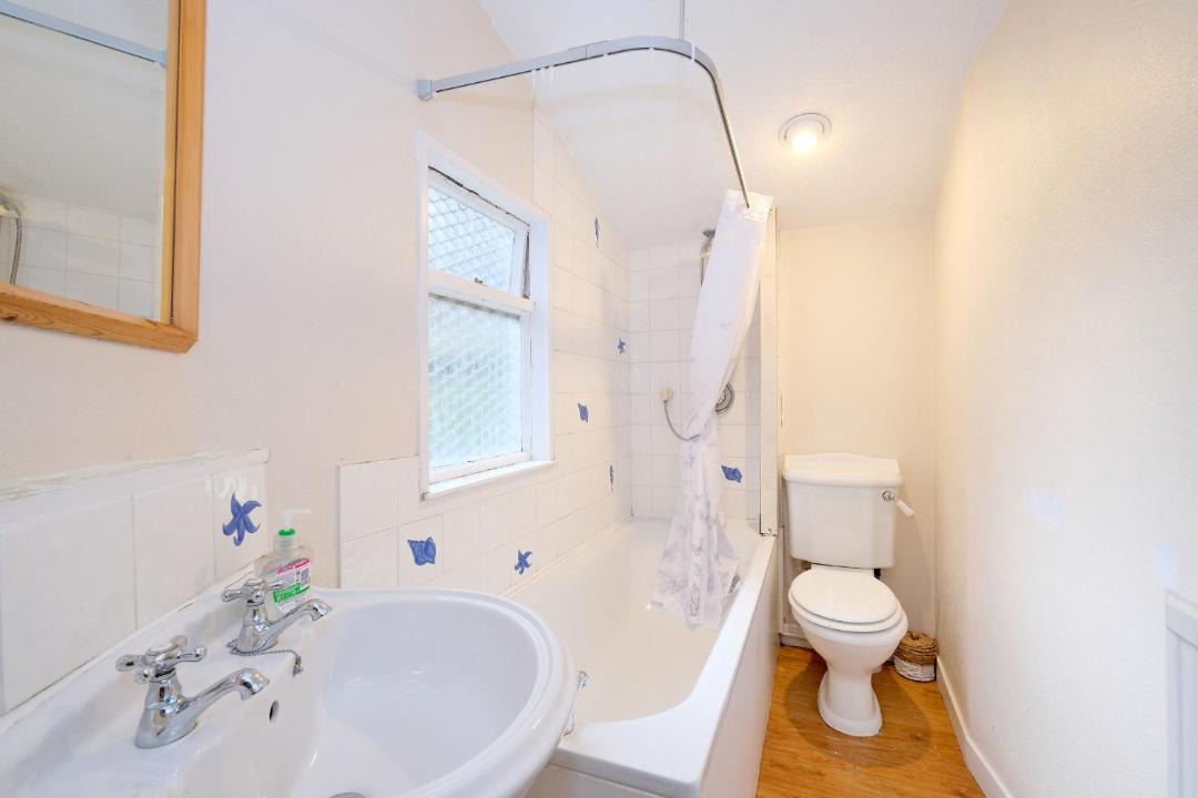 Photo of Bathroom in Central Aberdeen