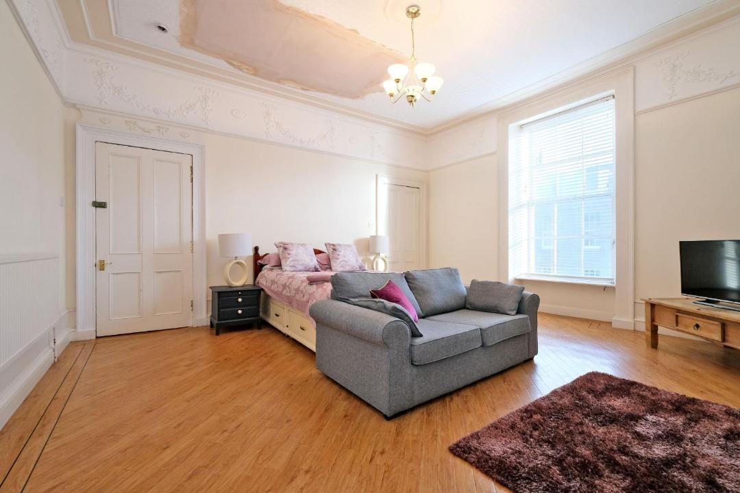 Photo of Livingroom in Central Aberdeen