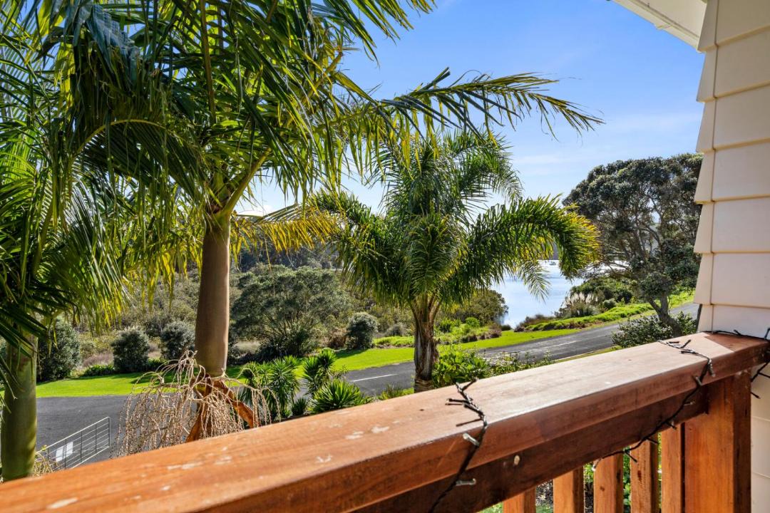 Photo of Patio Balcony in Whangaroa