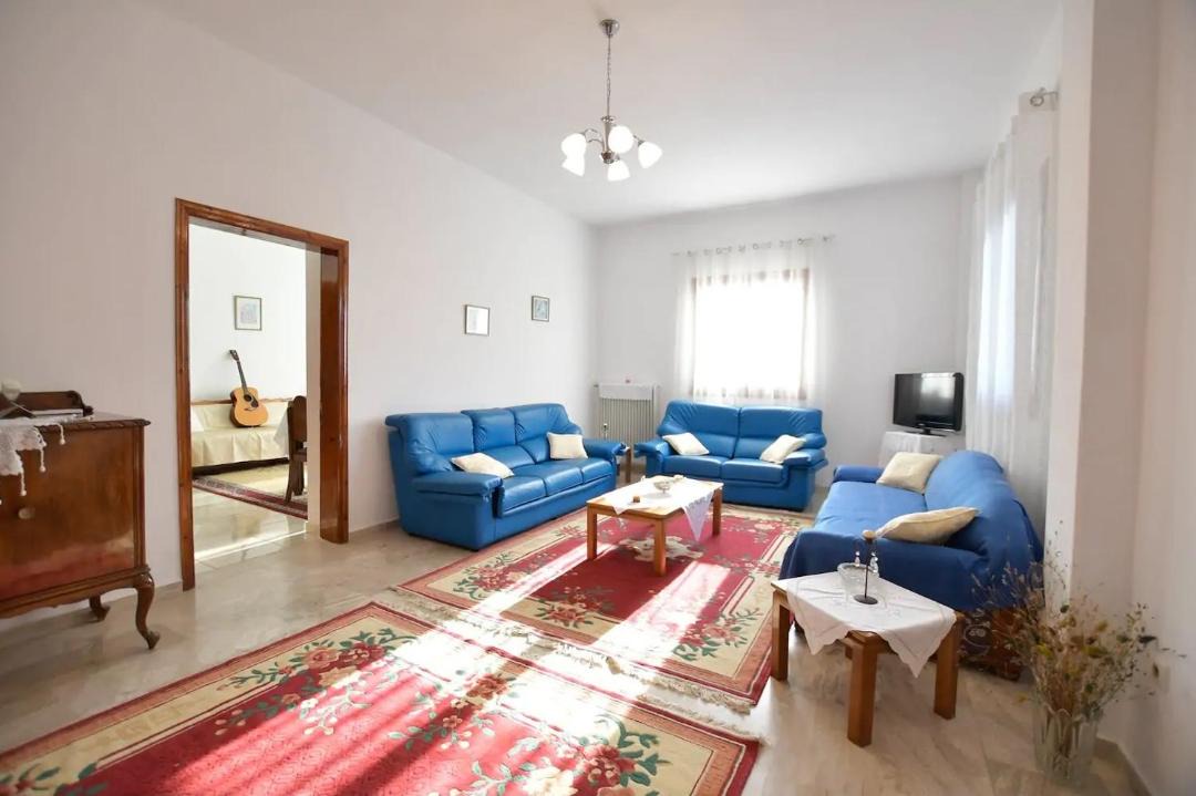 Photo of Livingroom in Archea Pissa