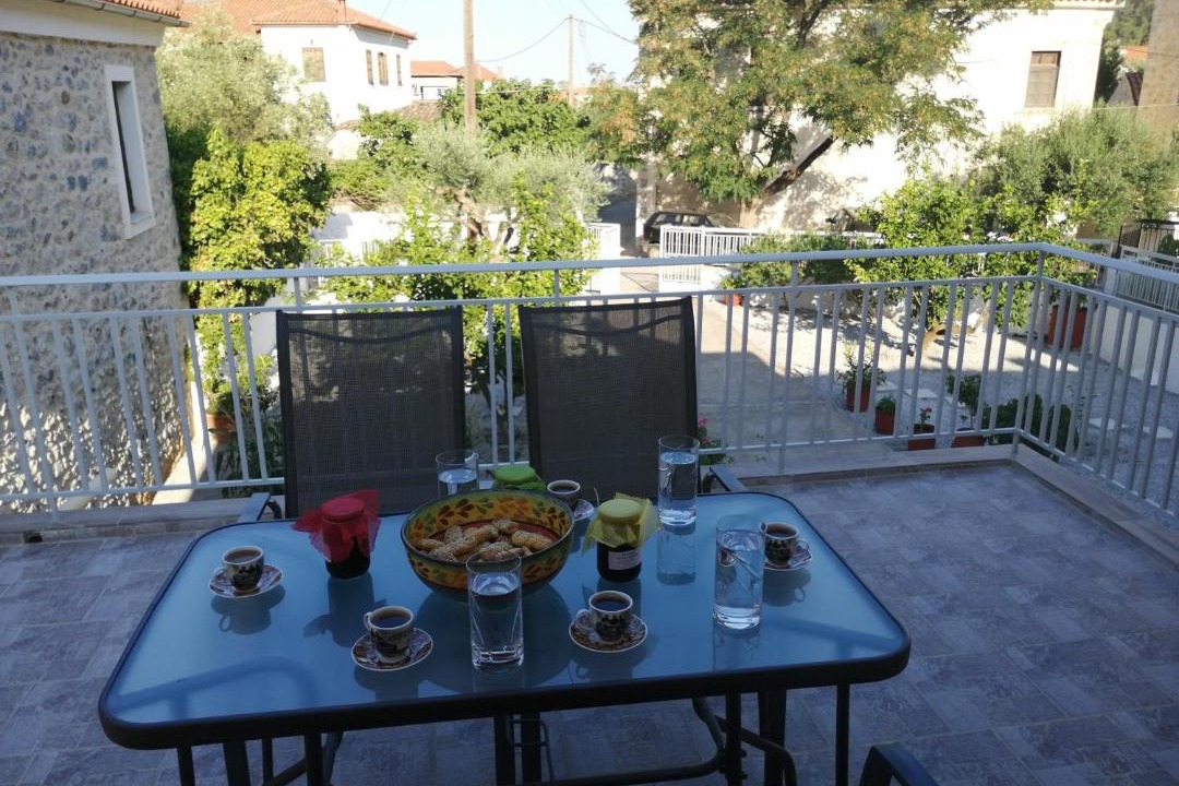 Photo of Patio Balcony in Leonidio