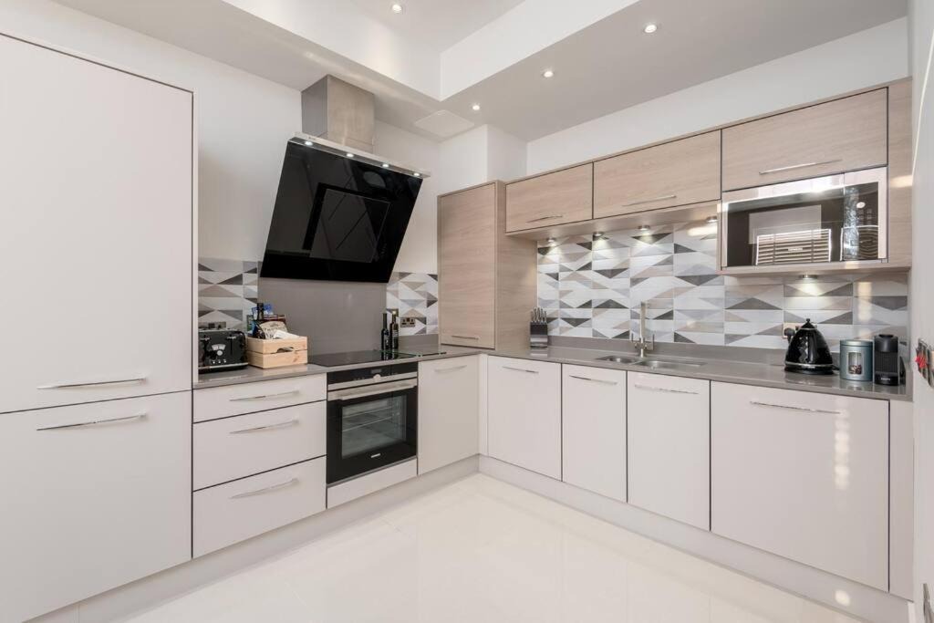Photo of Kitchen in West End