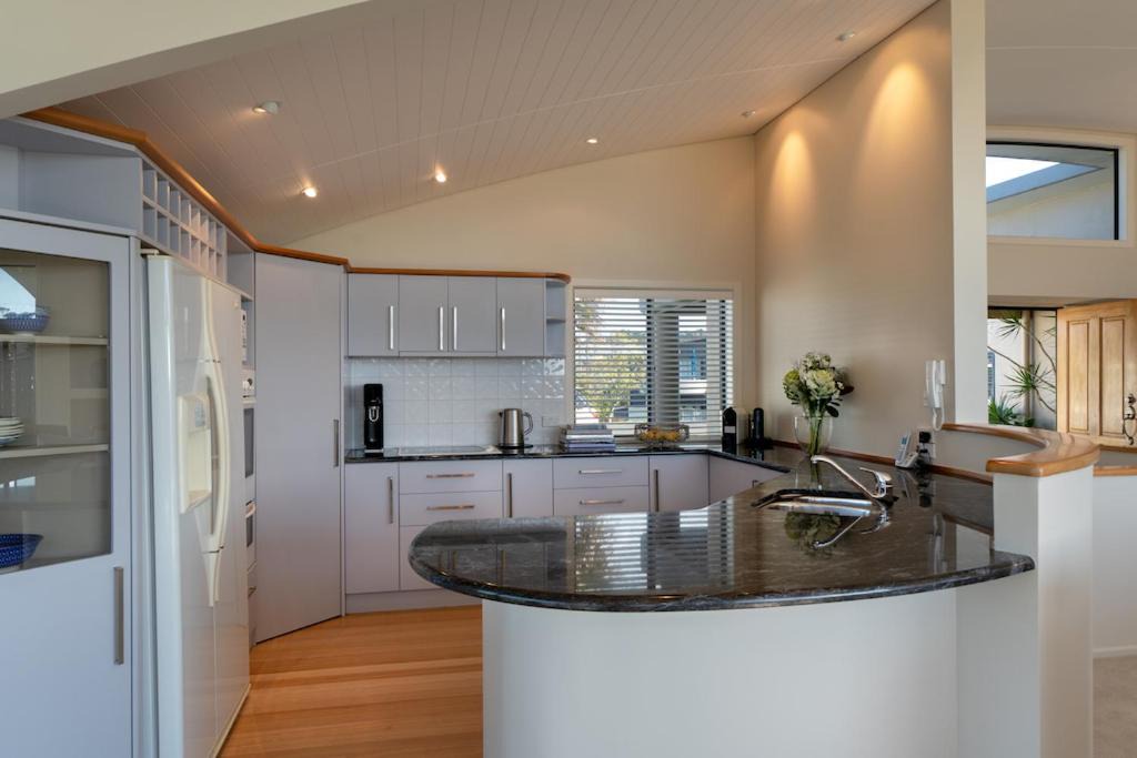 Photo of Kitchen in Oneroa