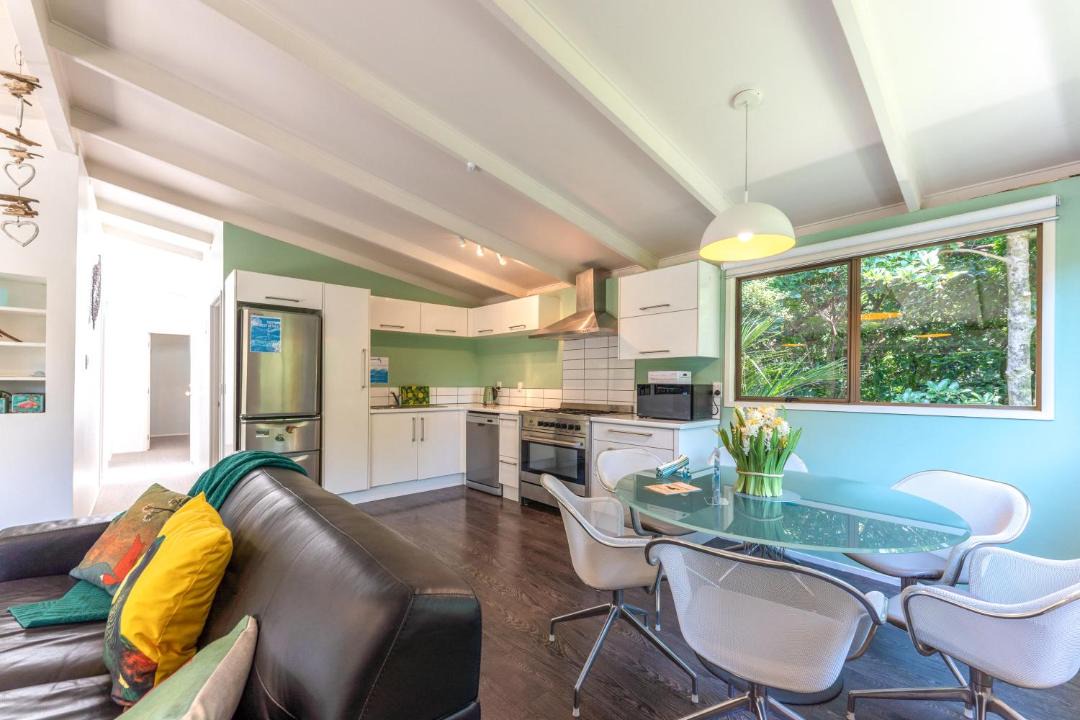 Photo of Livingroom in Onetangi