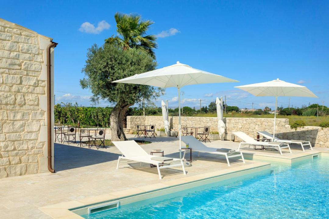 Photo of Others in Reitani