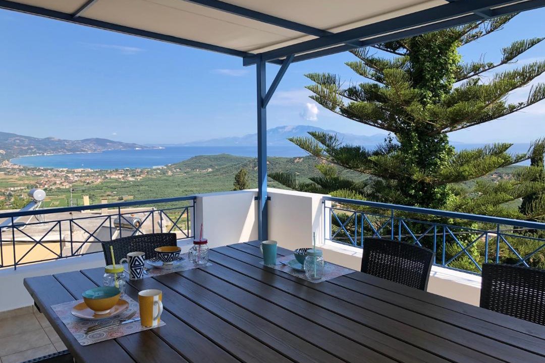 Photo of Patio Balcony in Alonia