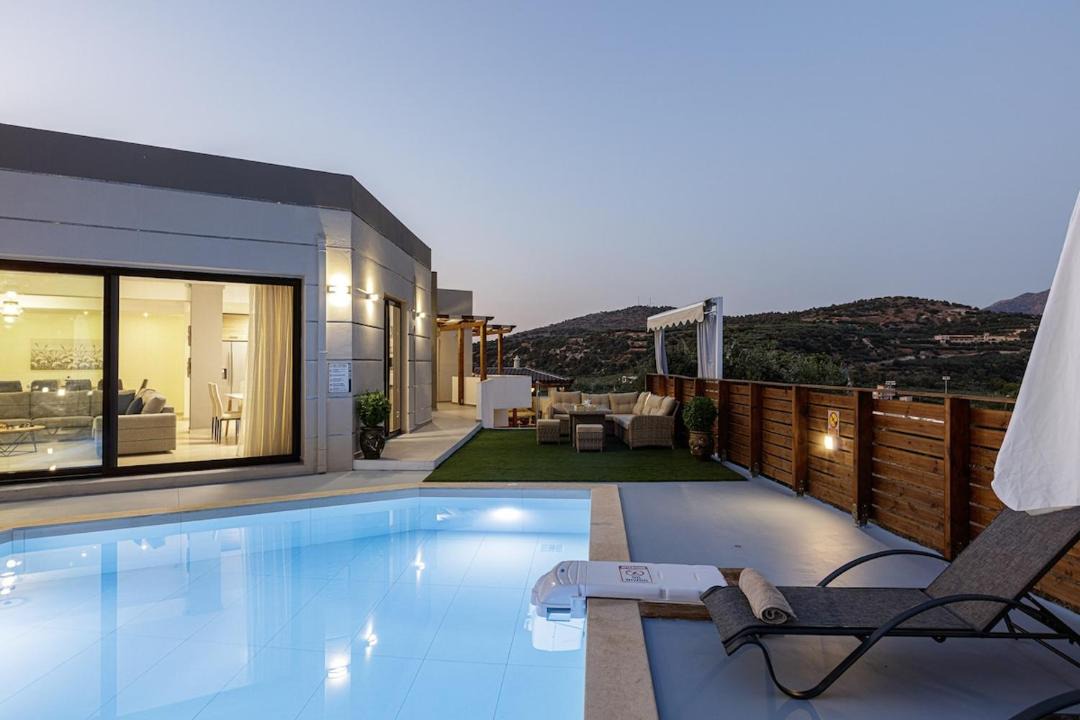 Photo of Outdoor in Perama