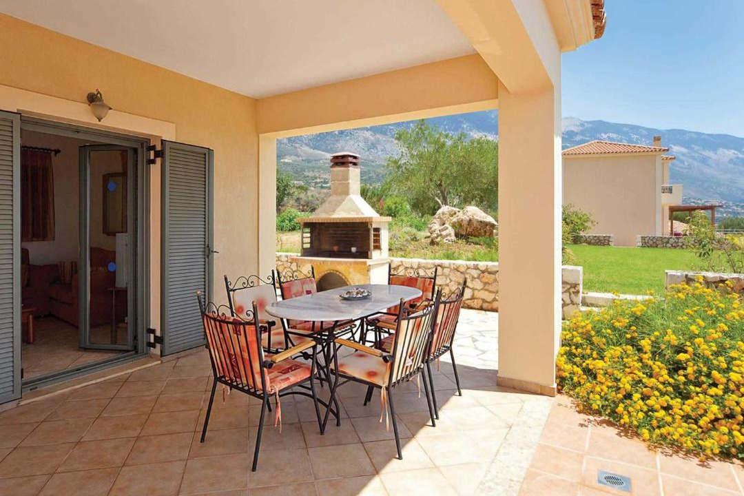Photo of Patio Balcony in Karavados