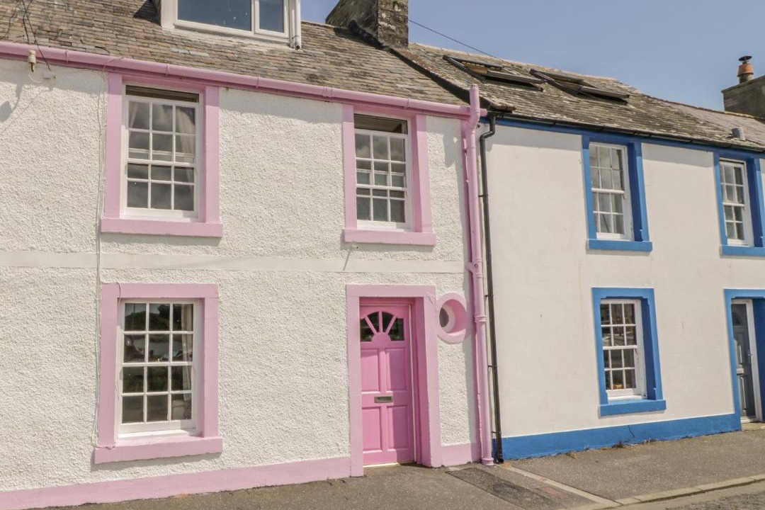 Photo of Buildings in Newton Stewart