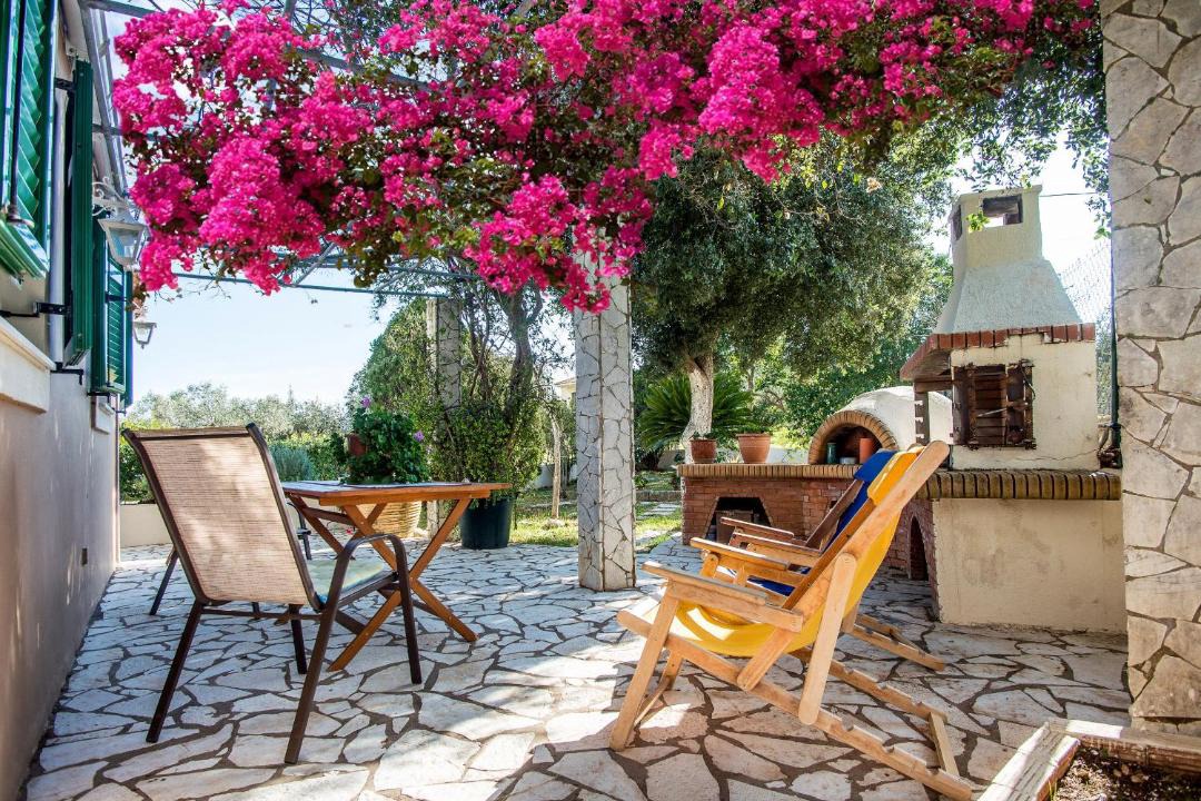 Photo of Patio Balcony in Mazarakata