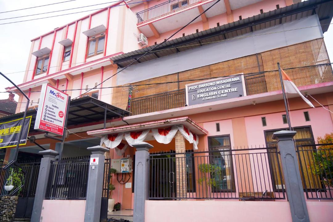 Photo of Others in Pare