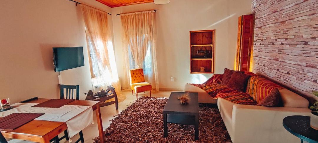 Photo of Livingroom in Sikyona