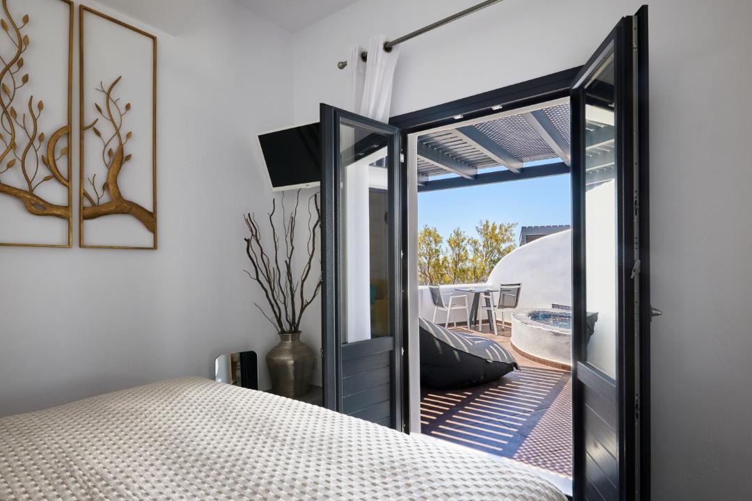 Photo of Others in Finikia