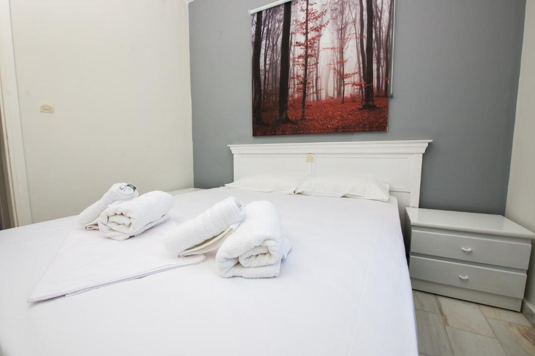 Photo of Bedroom in Lefktron