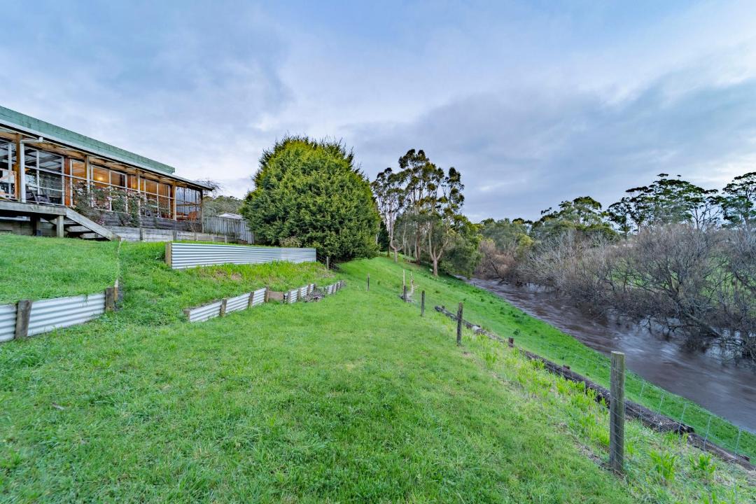 Photo of Others in Smithton