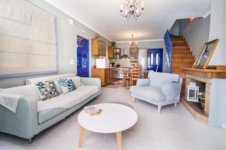 Photo of Livingroom in Antipata
