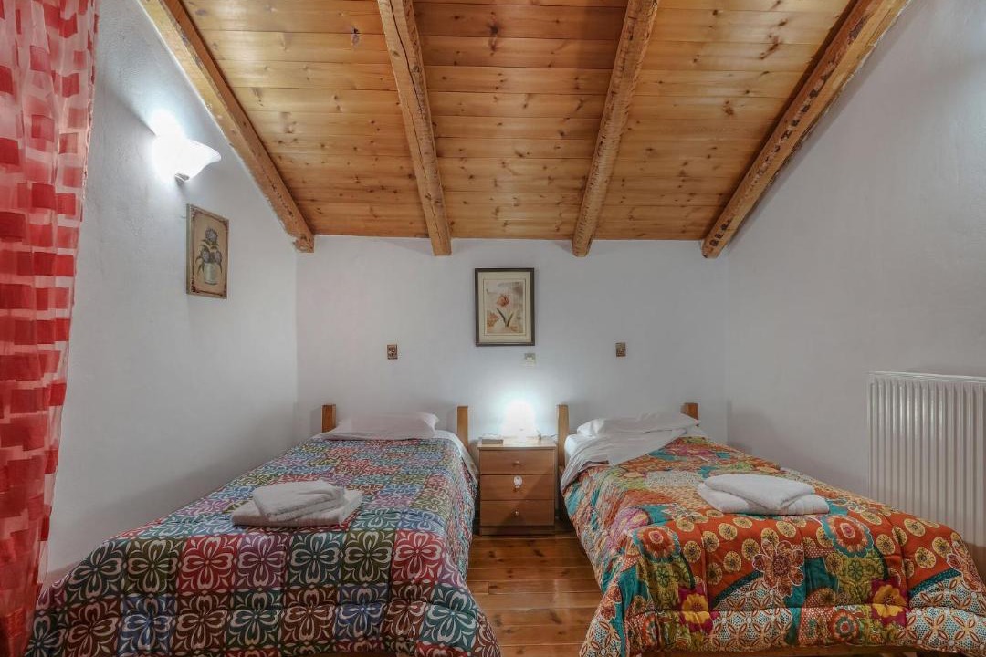 Photo of Bedroom in Ano Volimes