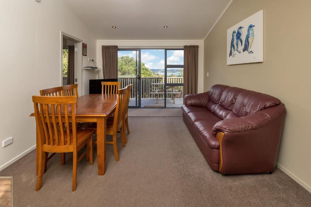Photo of Livingroom in Russell