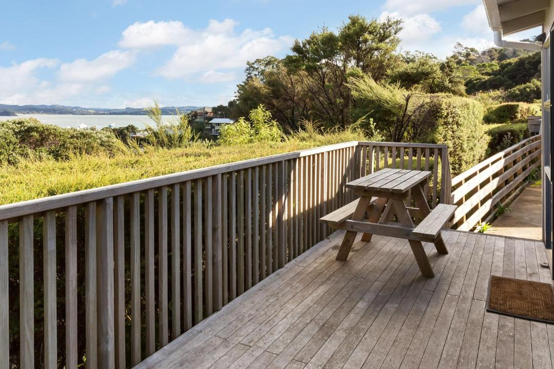 Photo of Patio Balcony in Russell