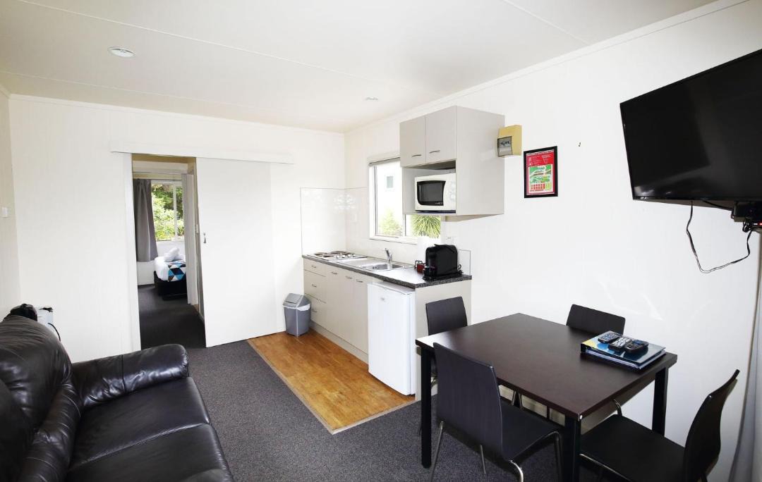 Photo of Livingroom in Russell