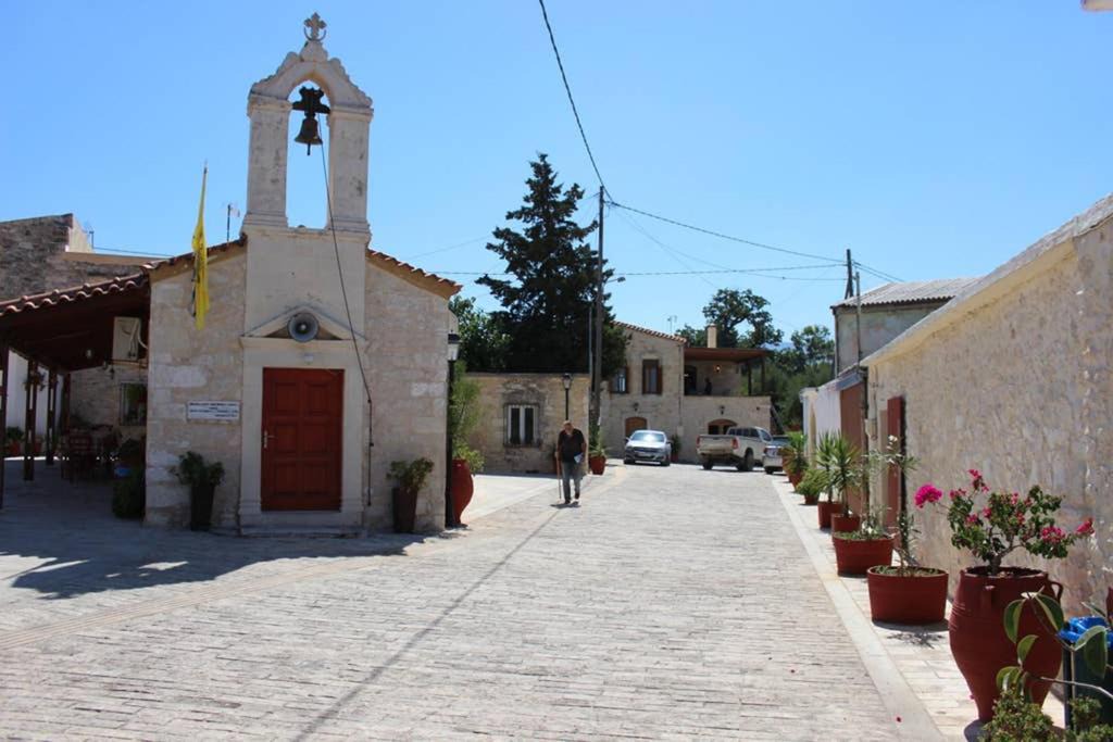 Photo of Buildings in Pasalites
