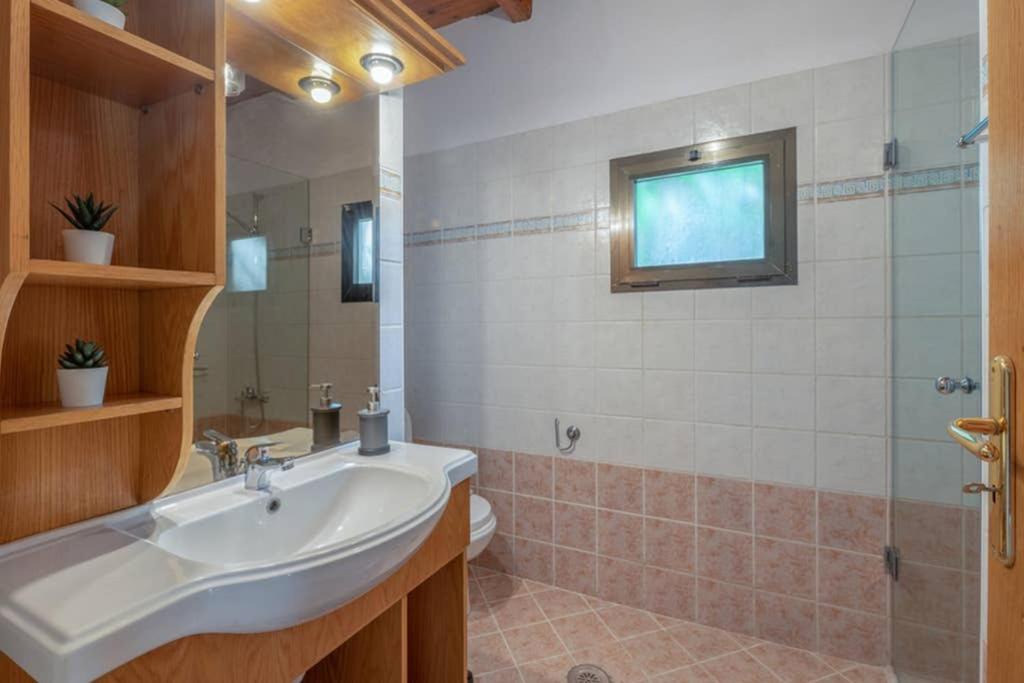 Photo of Bathroom in Gazi