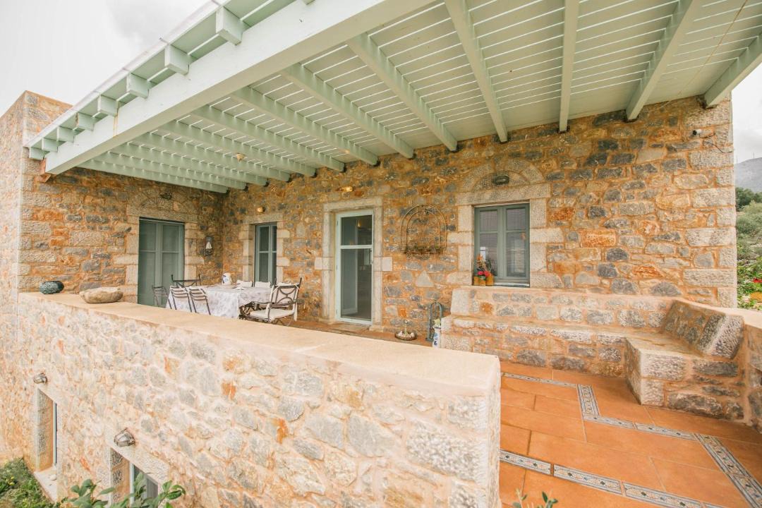 Photo of Others in Omales