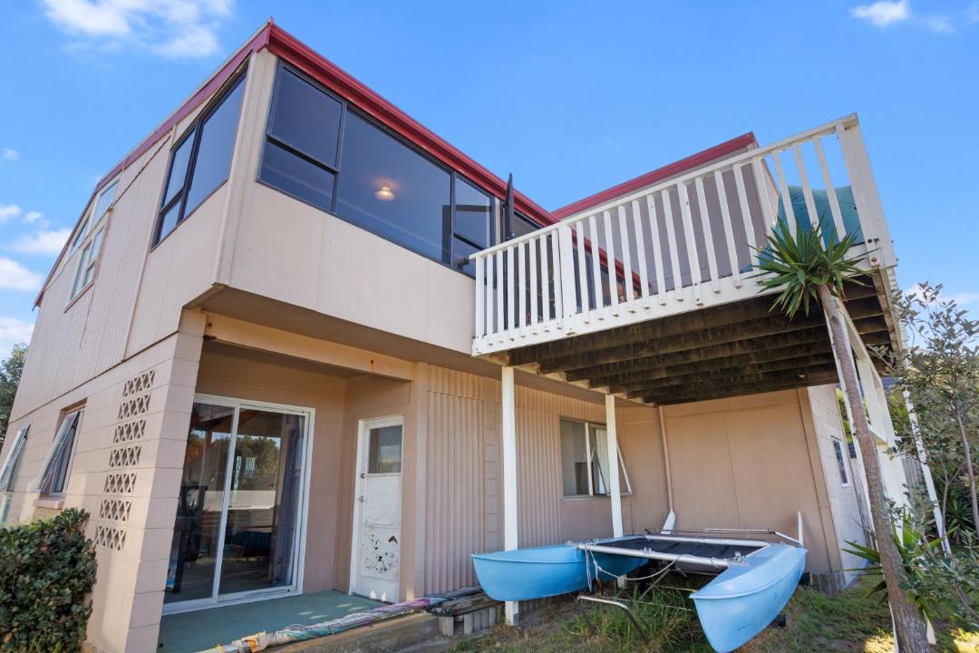 Photo of Buildings in Waihi Beach