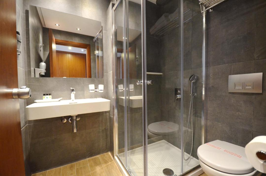 Photo of Bathroom in Nei Pori