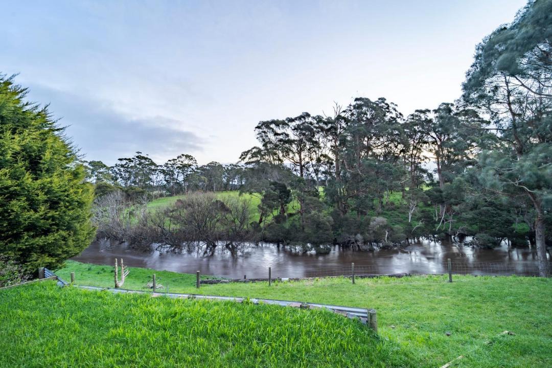 Photo of Others in Smithton