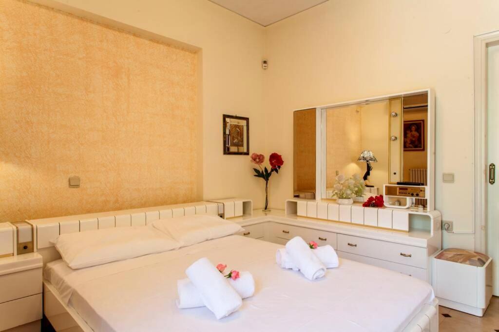 Photo of Bedroom in Kounavi