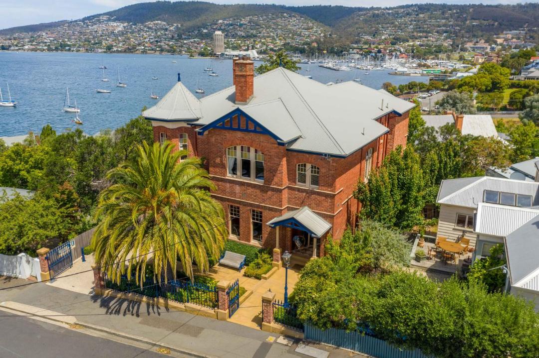 Photo of Buildings in Battery Point