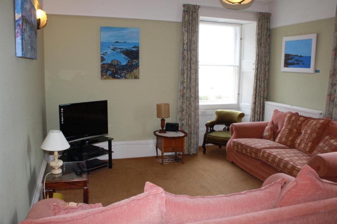 Photo of Livingroom in North Berwick