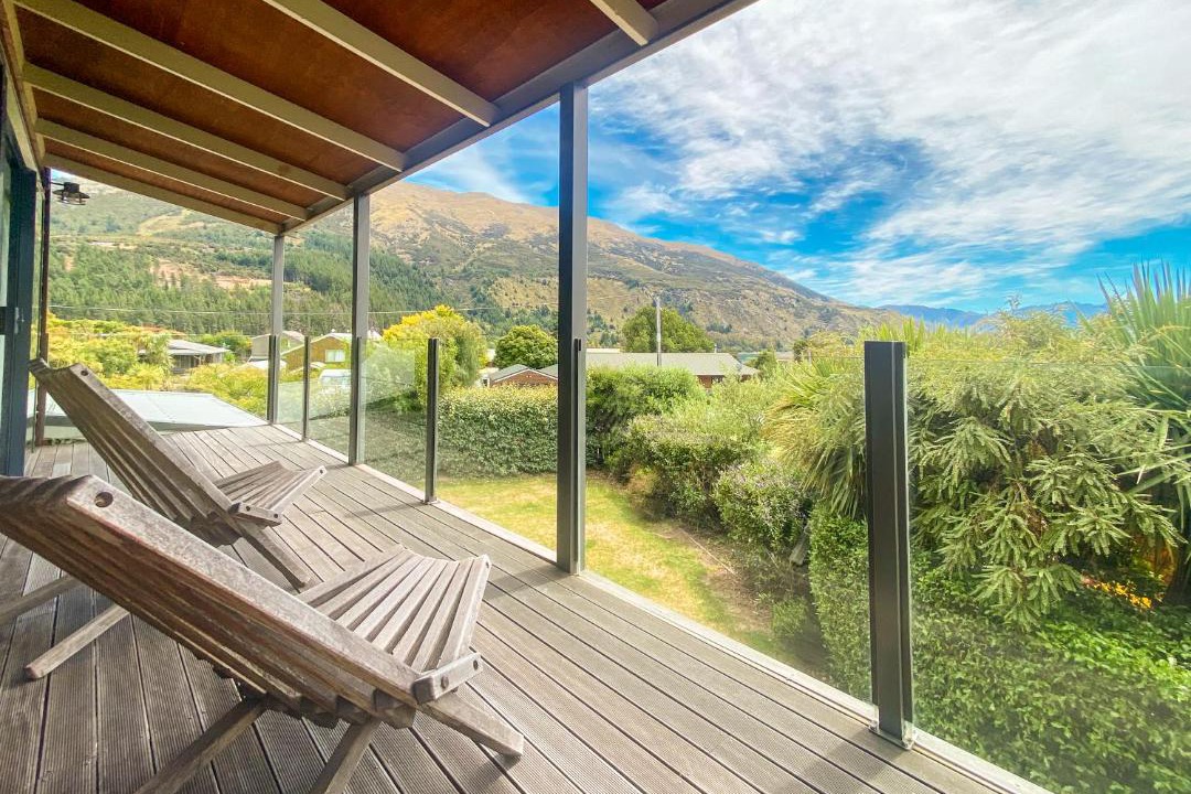 Photo of Patio Balcony in Lake Hawea