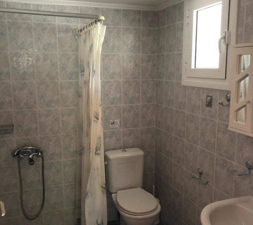 Photo of Bathroom in Kompi