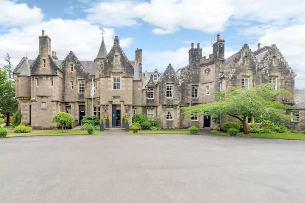 Photo of Others in Birnam