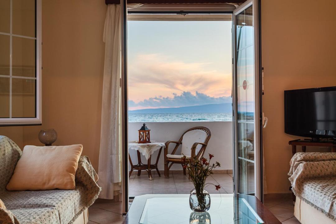 Photo of Livingroom in Akrogialion