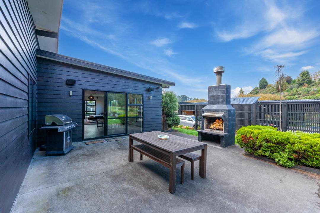 Photo of Patio Balcony in Rangatira Park
