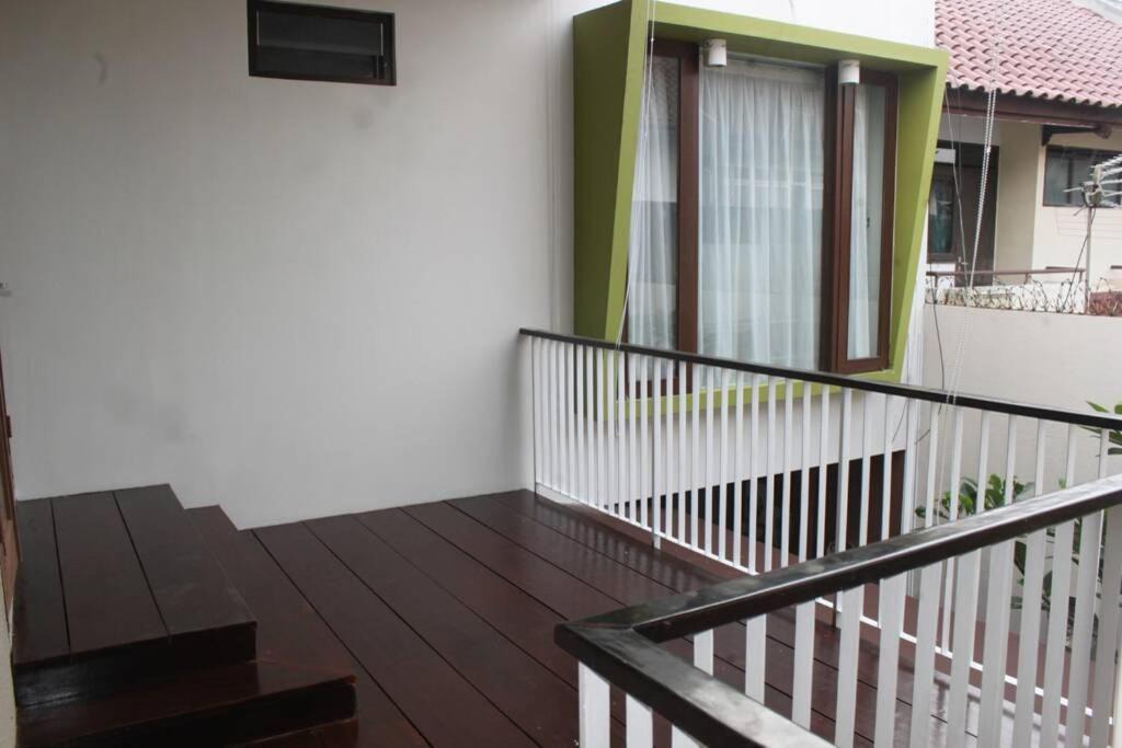 Photo of Patio Balcony in Bogor Timur