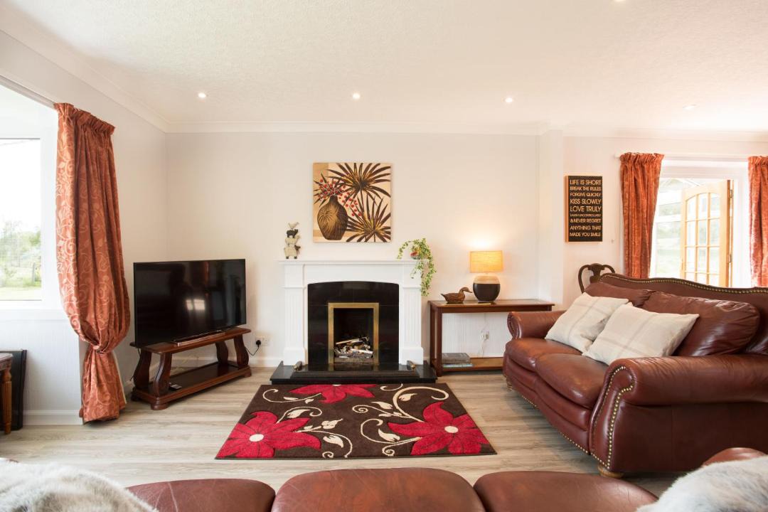 Photo of Livingroom in Contin