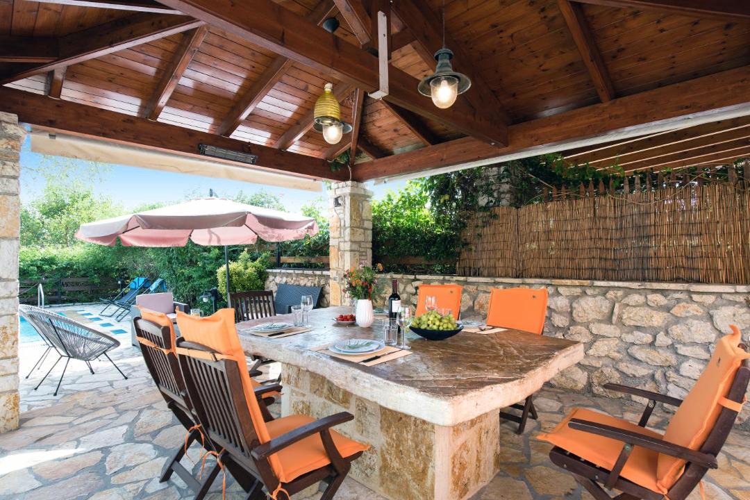 Photo of Patio Balcony in Barbati