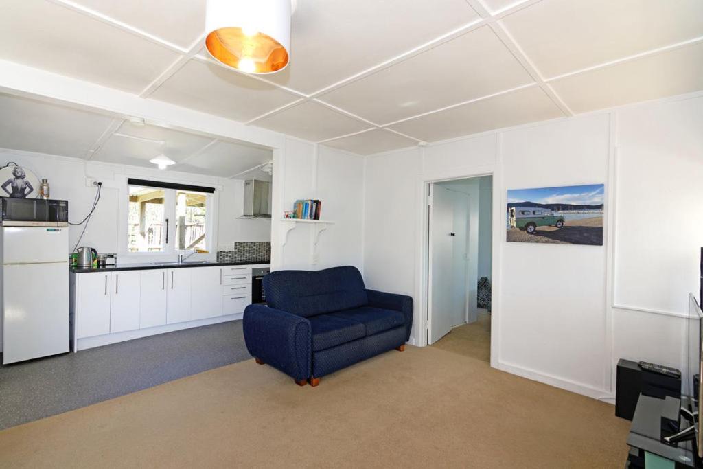 Photo of Livingroom in Waikawa Bay